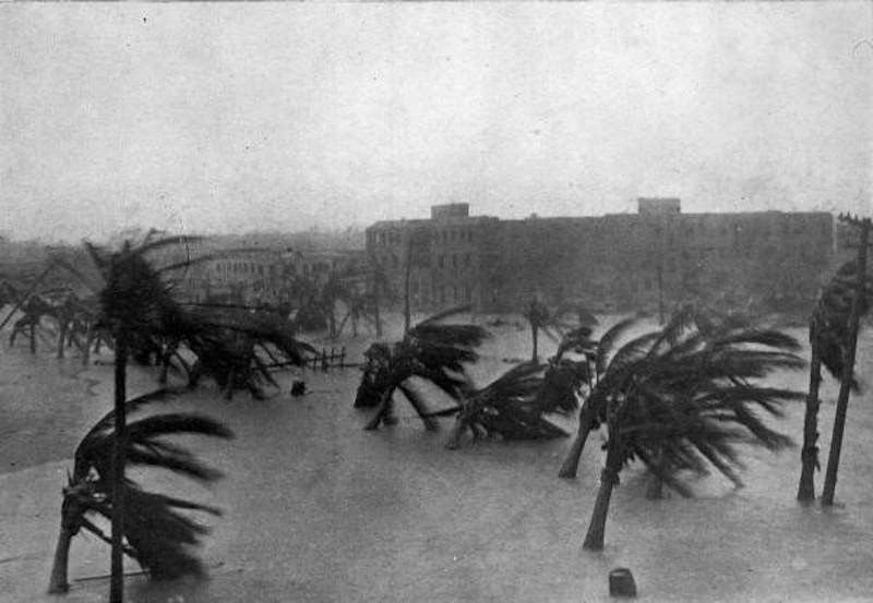 During the &quot;Great Miami Hurricane of 1926,&quot; the storm surge combined with tide measured 15 feet (4.6 meters).