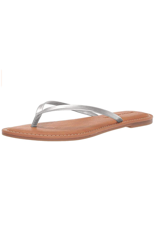 Amazon Essentials Women's Thong Sandal, Silver, 5 B US