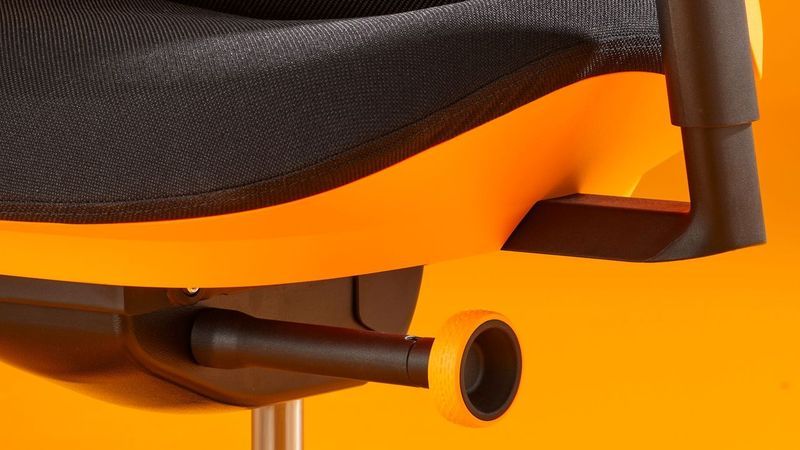 A new Herman Miller Vantum.