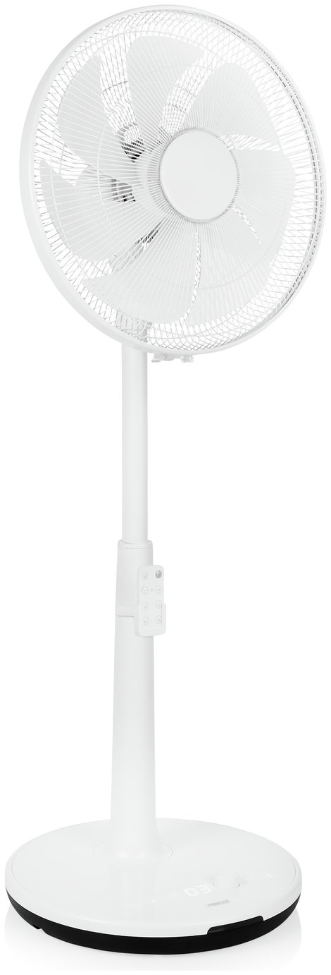 Princess Smart Dc White Pedestal Fan - 16 Inch