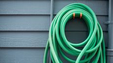 How to maintain a garden hose