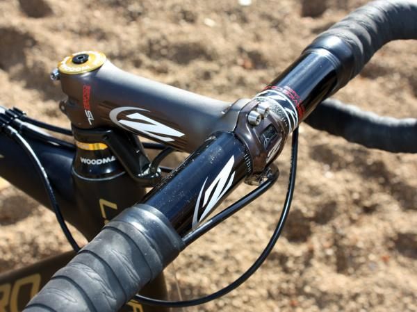 Zipp's alloy Service Course SL bars and stems have quickly found their way on to pro 'cross rigs this season.