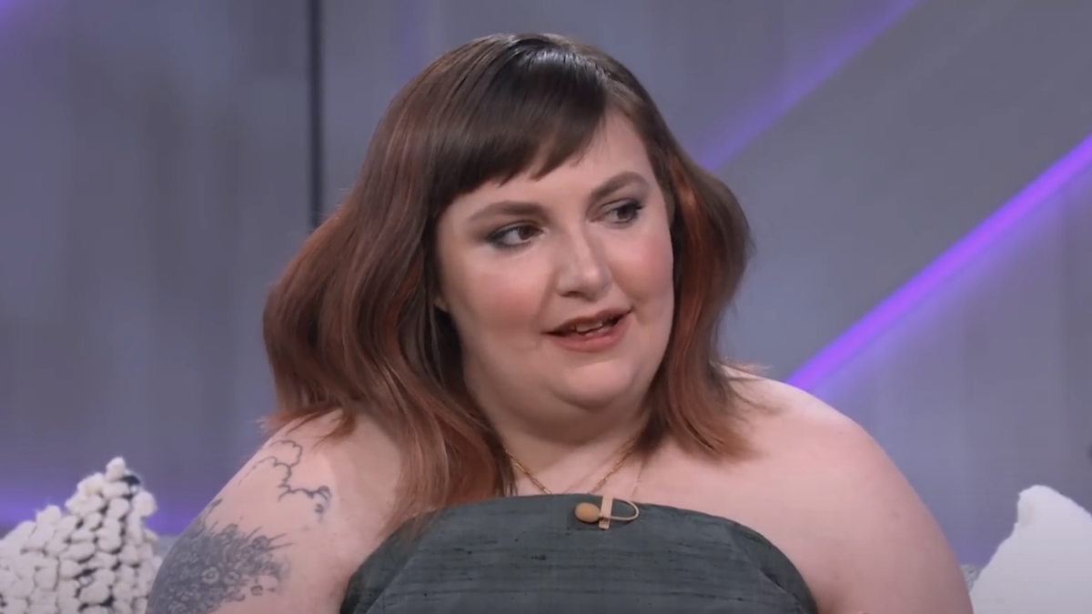 Lena. Dunham on the Kelly Clarkson show in 2022