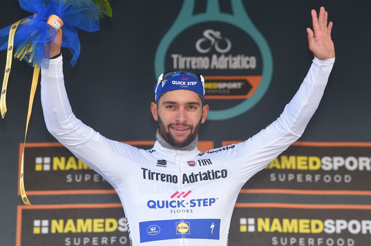 Fernando Gaviria (Quick-Step Floors) in the young rider jersey