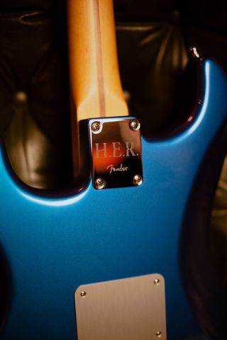 Fender H.E.R Limited Blue Marlin Stratocaster