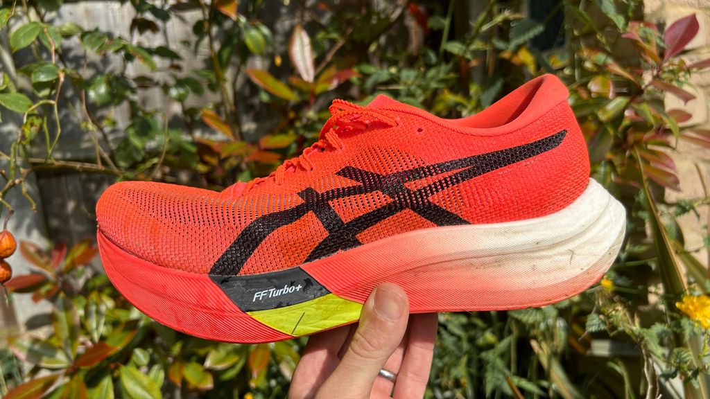 The best carbon plate running shoes 2025 Tom