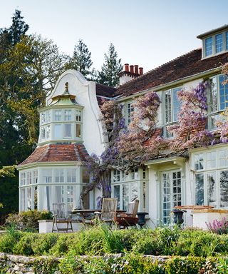 Hampshire-house-exterior