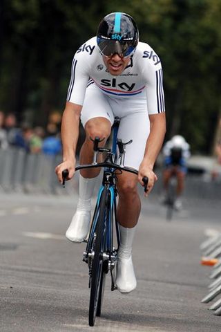 Alex Dowsett (Sky) won the 5.5 mile time trial around Whitehall and the Embankment, resplendent in his British time trial champion's skinsuit.