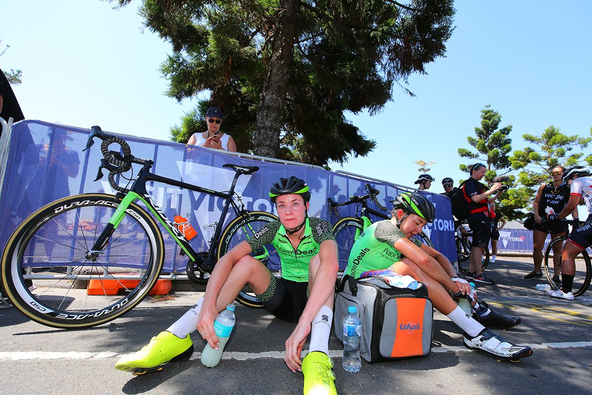 Some tired faces after a hot day in the saddle