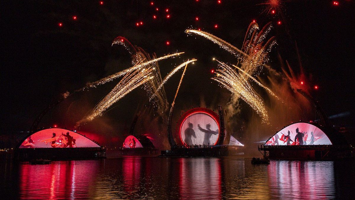 Mulan sequence of Harmonious fireworks show at Epcot