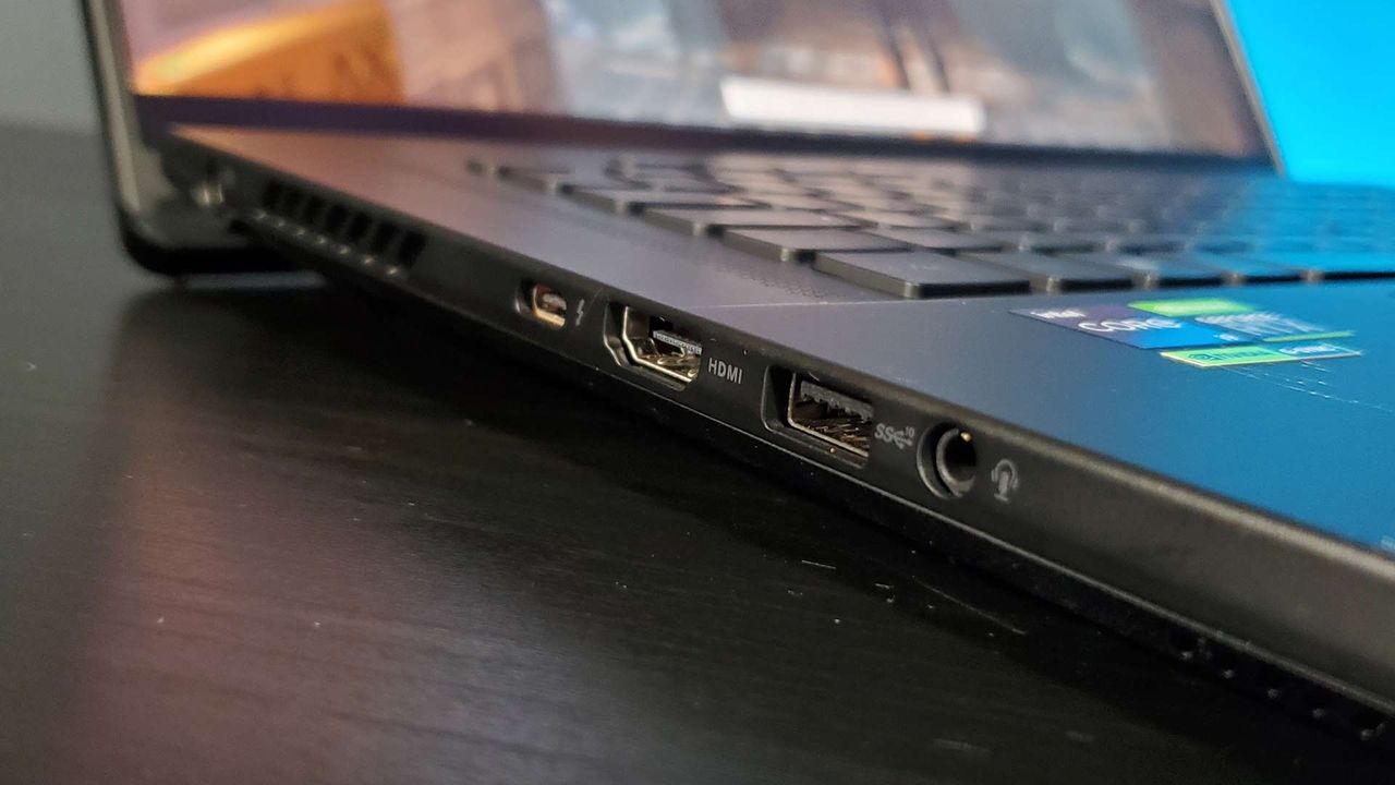 Asus Zephyrus M16 gaming laptop