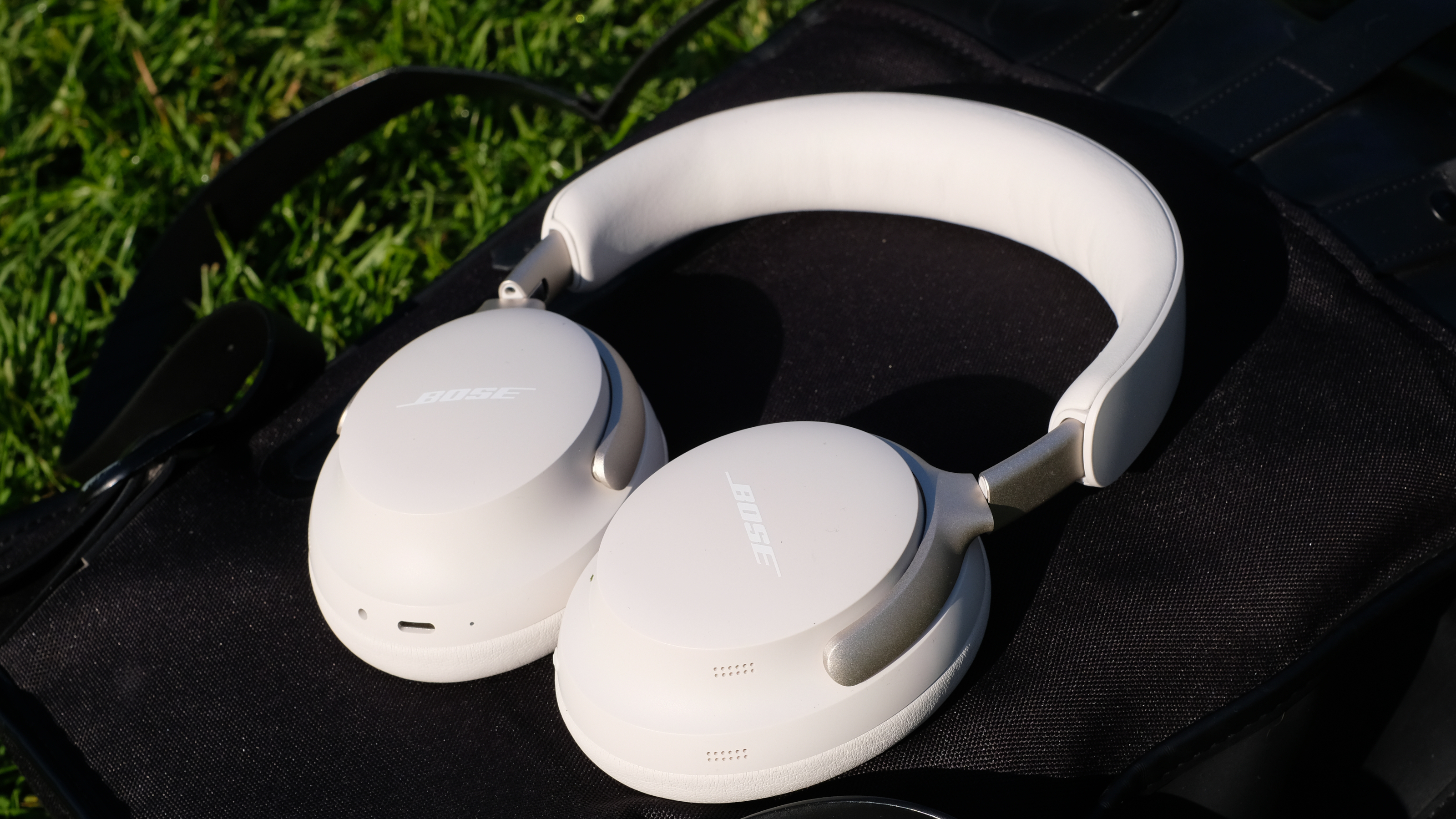 Photograph of Bose QuietComfort Ultra Headphones in white