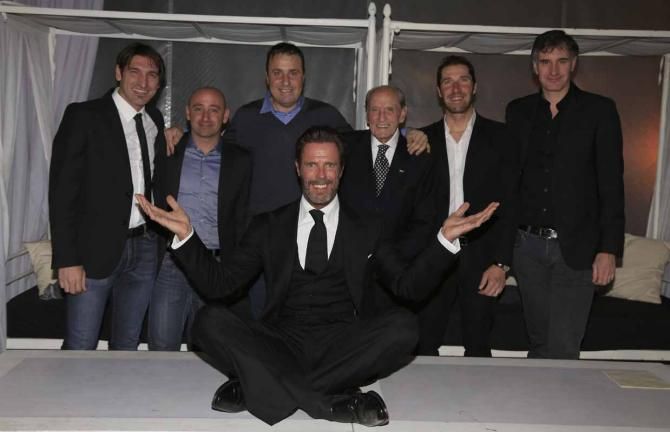 Cipollini and the Azzurri team from 2002