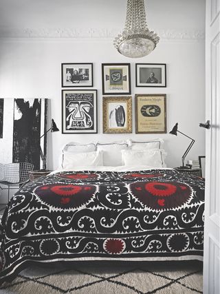 boho bedroom ideas with chandelier and statement throw