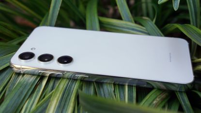 Samsung Galaxy S23 review List image