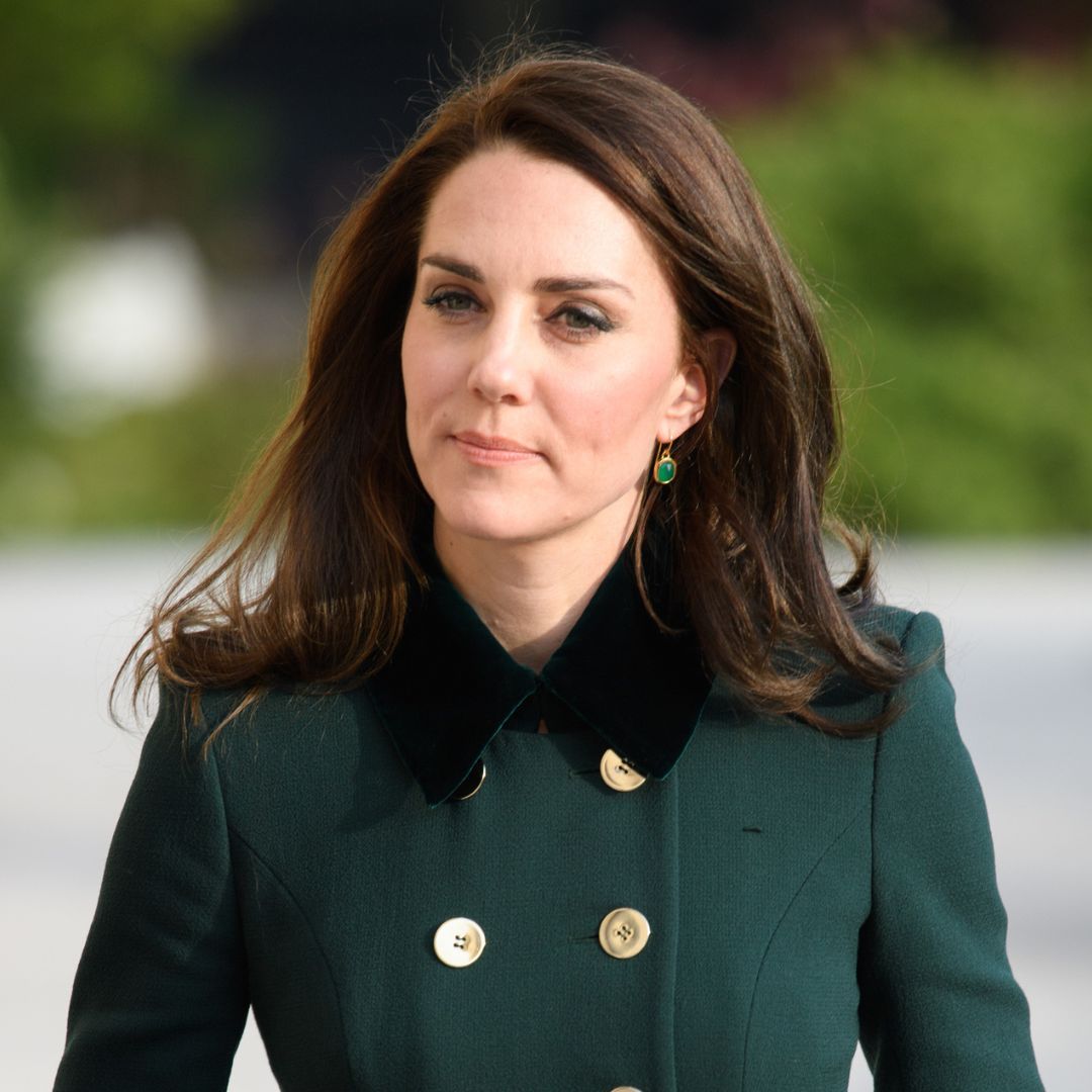 La vente Black Friday de Monica Vinader est en ligne et les boucles d'oreilles préférées de Kate Middleton sont déjà à 40 % de réduction