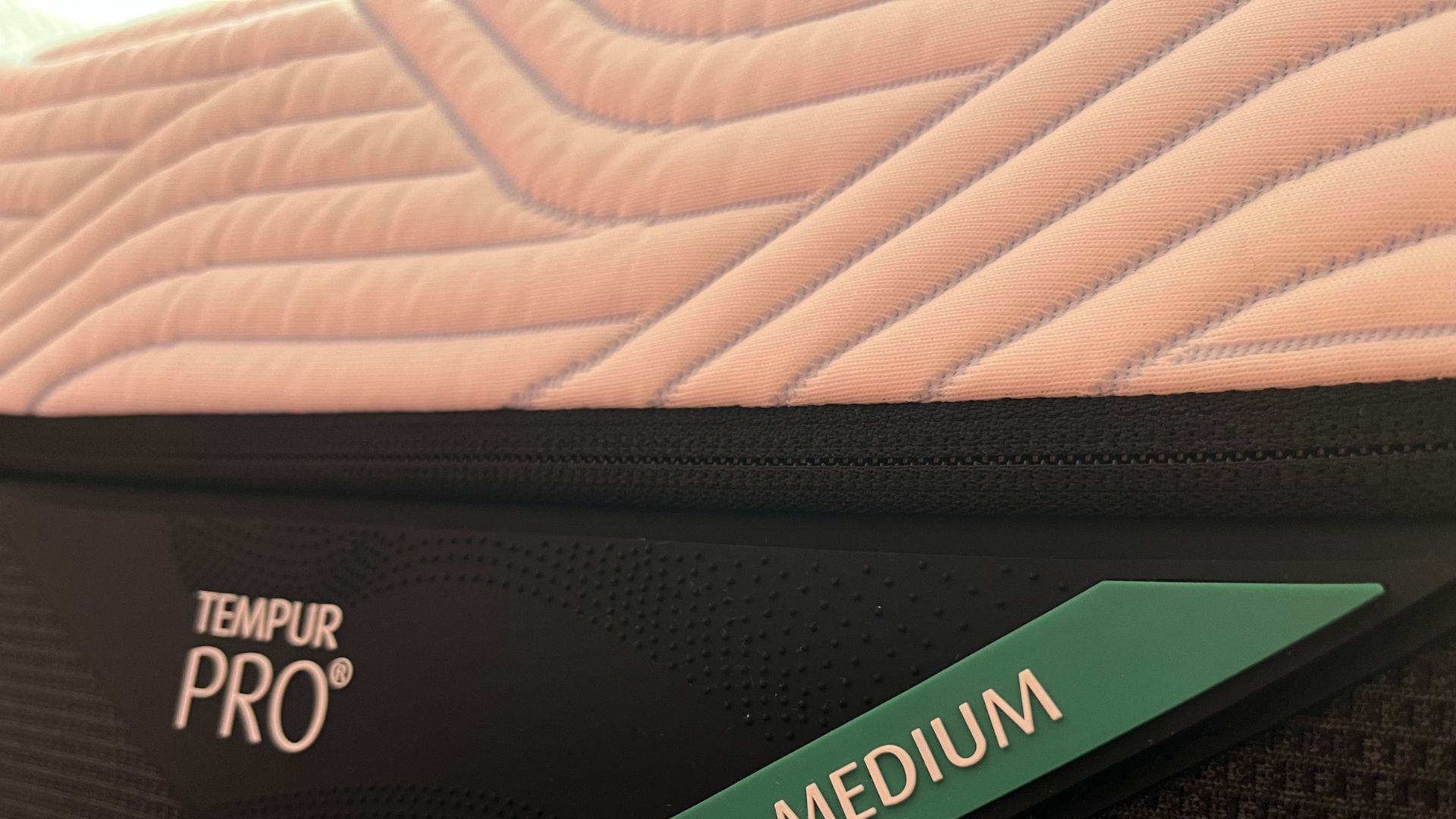 TEMPUR Pro&amp;reg; SmartCool&amp;trade; Mattress