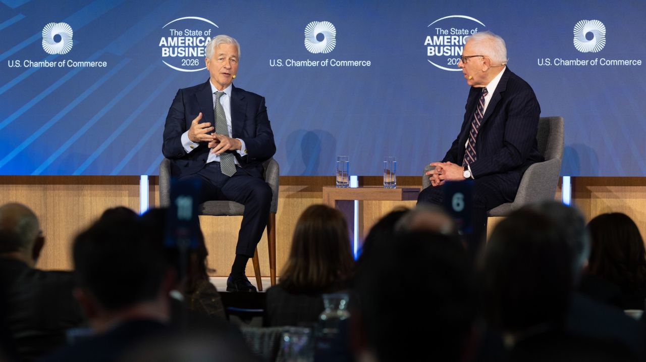 JPMorgan Chase &amp; Co. Chief Executive Officer Jamie Dimon InterviewJamie Dimon, chief executive officer of JPMorgan Chase &amp; Co., left, and David Rubenstein, co-founder of Carlyle Group Inc., during a fireside chat at the US Chamber of Commerce in Washington, DC, US, on Thursday, Jan. 15, 2026. Dimon on Tuesday said that chipping away at Fed independence is "not a great idea," and could lead to higher inflation and interest rates over time. Photographer: Luke Johnson/Bloomberg via Getty Images