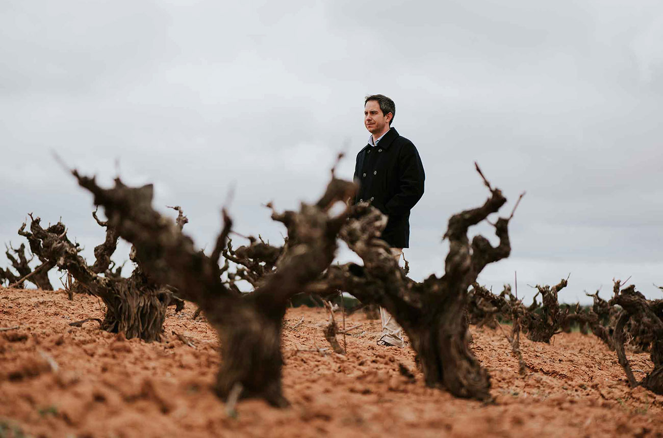 Jorge Bombi, Legaris