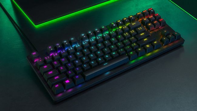 Razer Huntsman Tournament Edition review: “Gaming at the speed of light ...