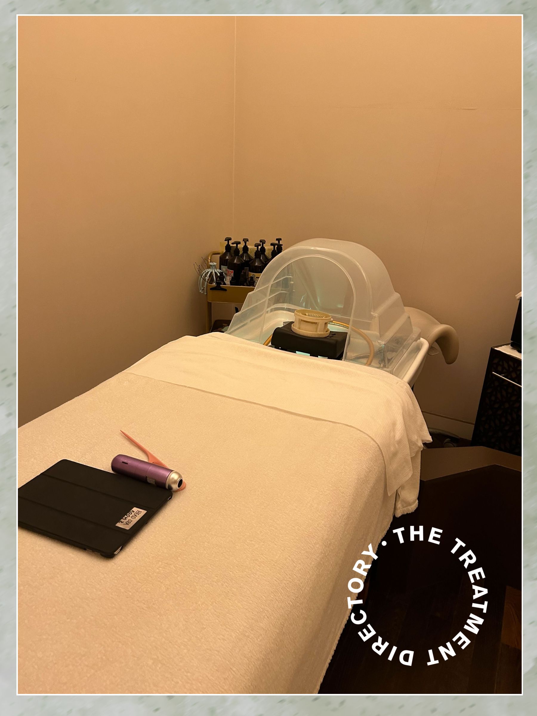 A picture of the salon where junior beauty editor Grace Lindsay had her scalp facial