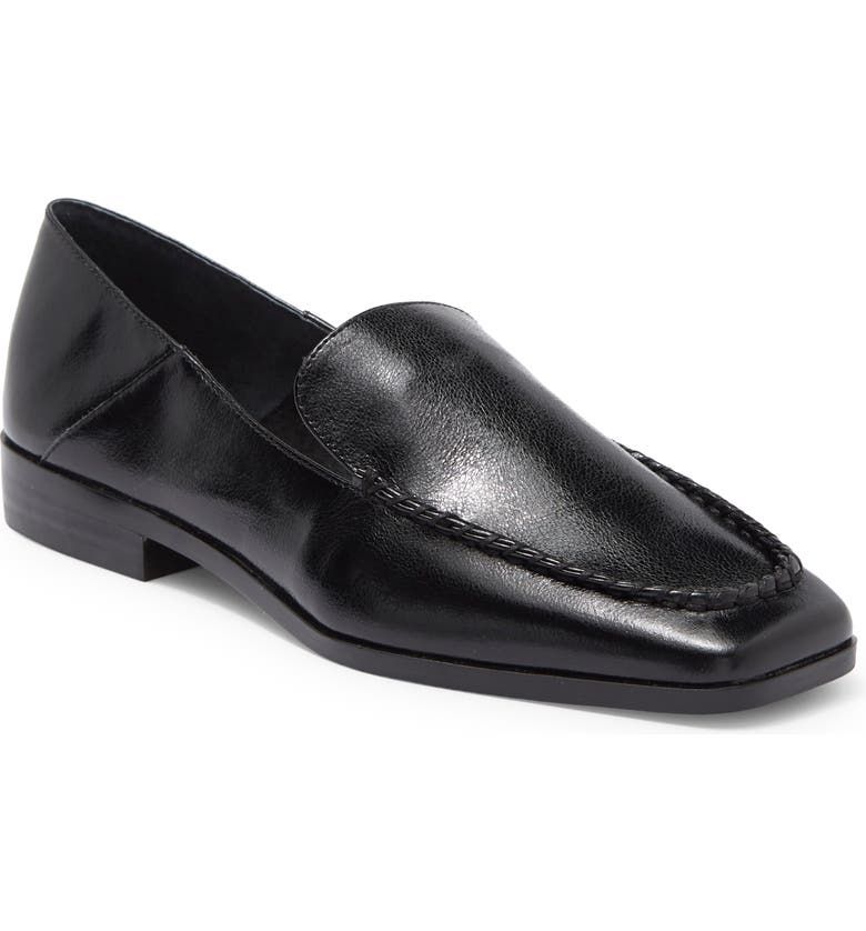 missing-image 5 أفكار أنيقة لملابس المطار من عارضة الأزياء الشهيرة في التسعينيات إيل ماكفيرسون