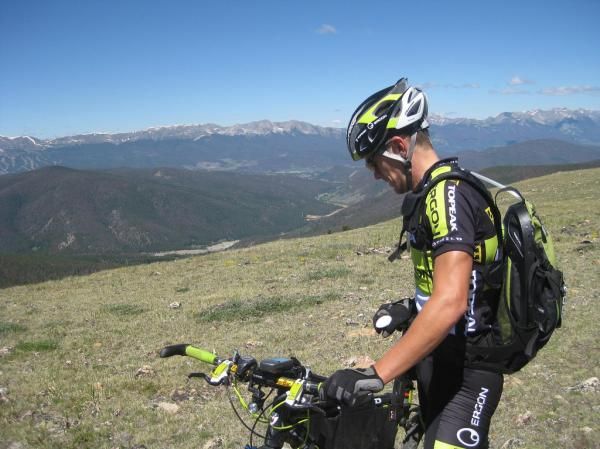 Jeff Kerkove (Topeak Ergon) takes a break.