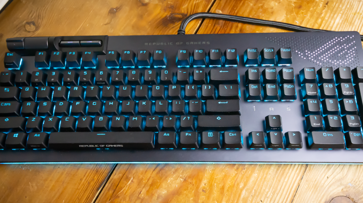 Asus ROG Strix Flare II Animate Review: Enter the Matrix (of