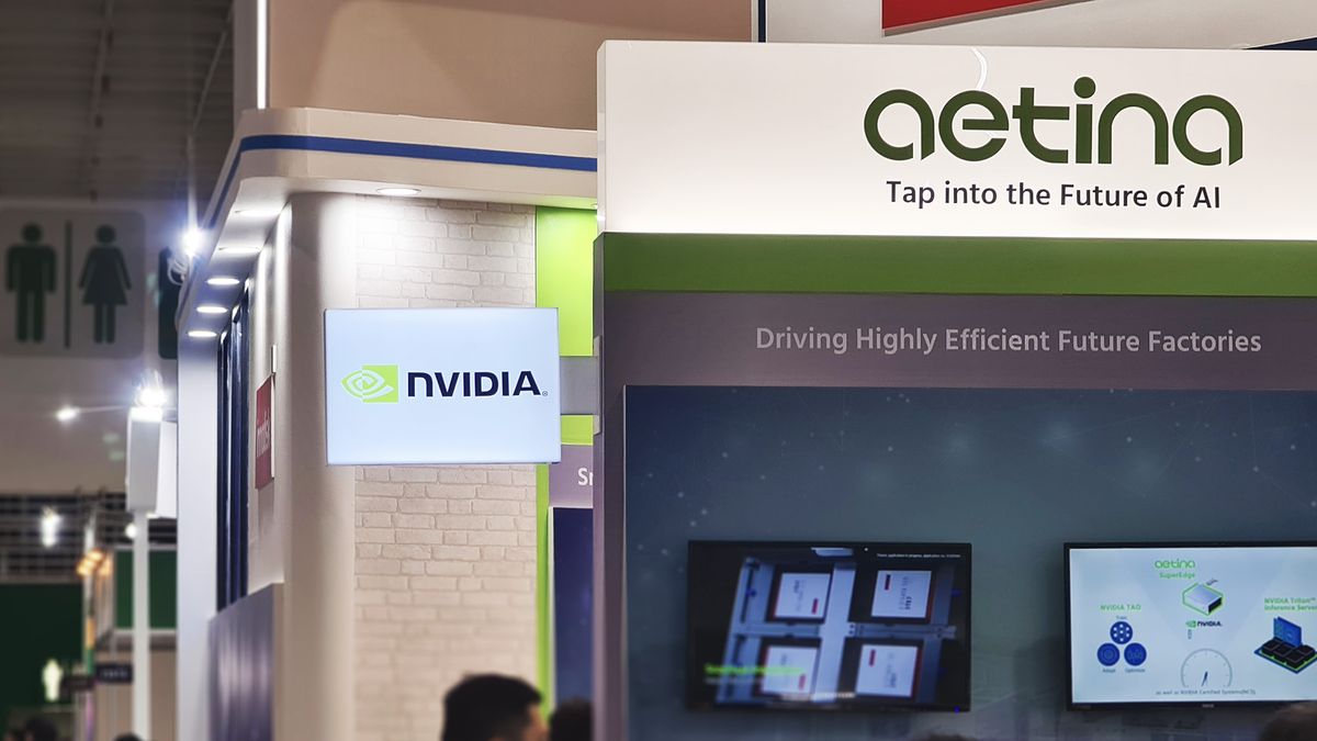 Computex 2023 show floor images showing AI and Nvidia signs.