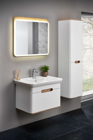 VitrA sink and mirror