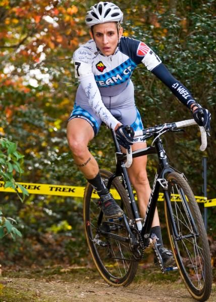 Nicole Thiemann (Team Cystic Fibrosis) rode her way to a top five finish.