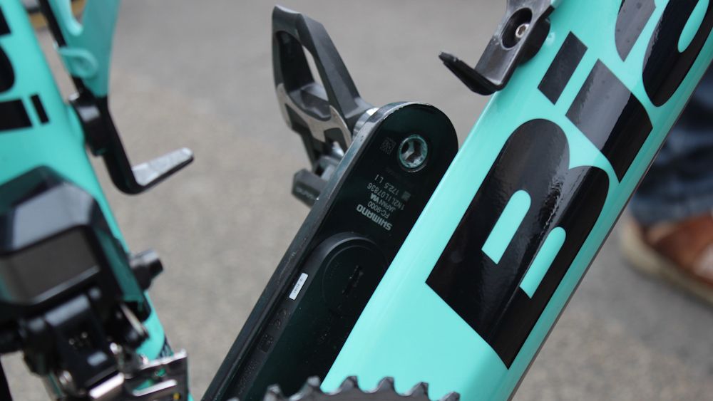 Groenewegen rides standard length 172.5mm cranks and here you can see the non-drive side of the Pioneer powermeter