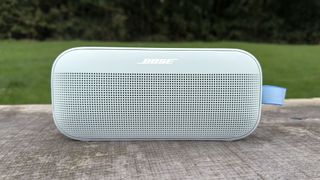 Bose SoundLink Flex 2