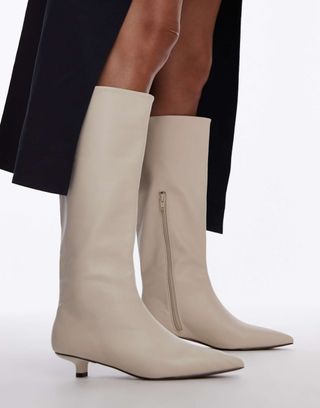 Topshop Stevie Mid Heel Pointed Toe Knee High Boots in Off White