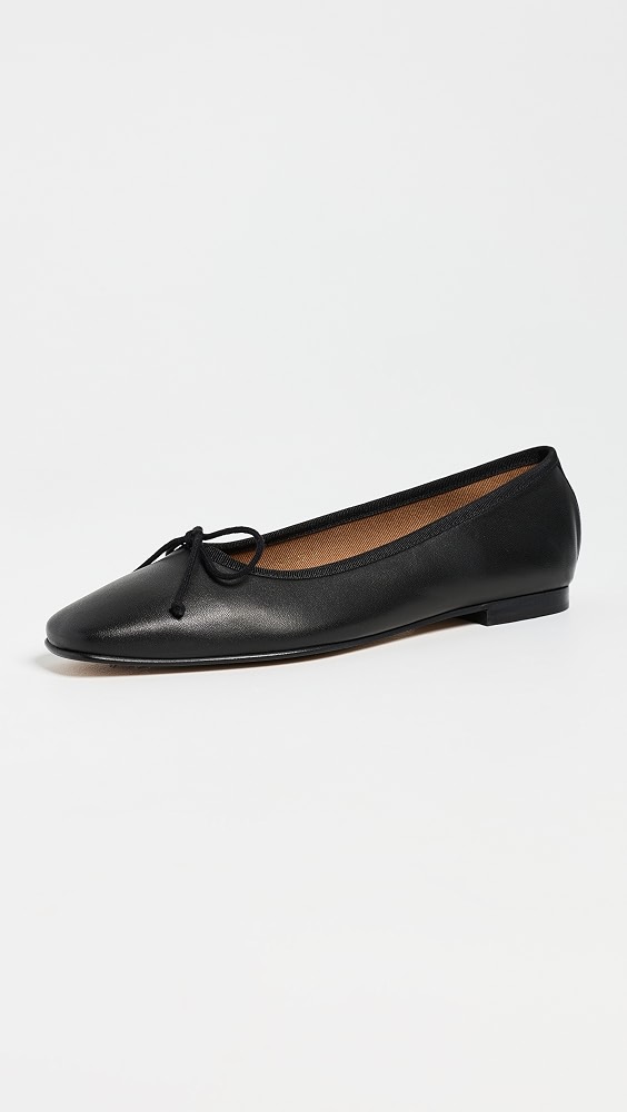 The Fonteyn Flats - Black Nappa