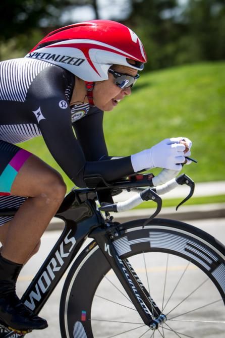 Carmen Small (Specialized-Lululemon) tucked in on the way to her win.