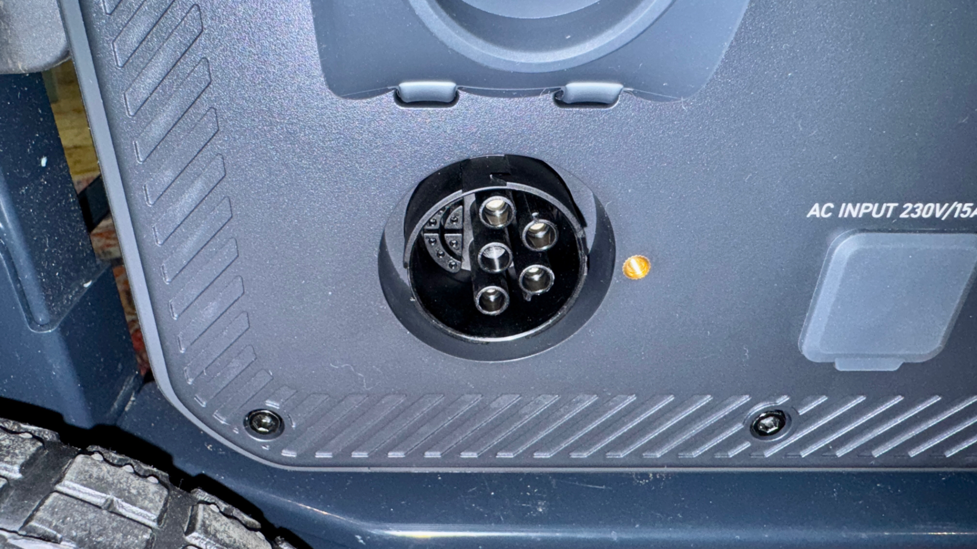 Bluetti Apex 300 portable power station