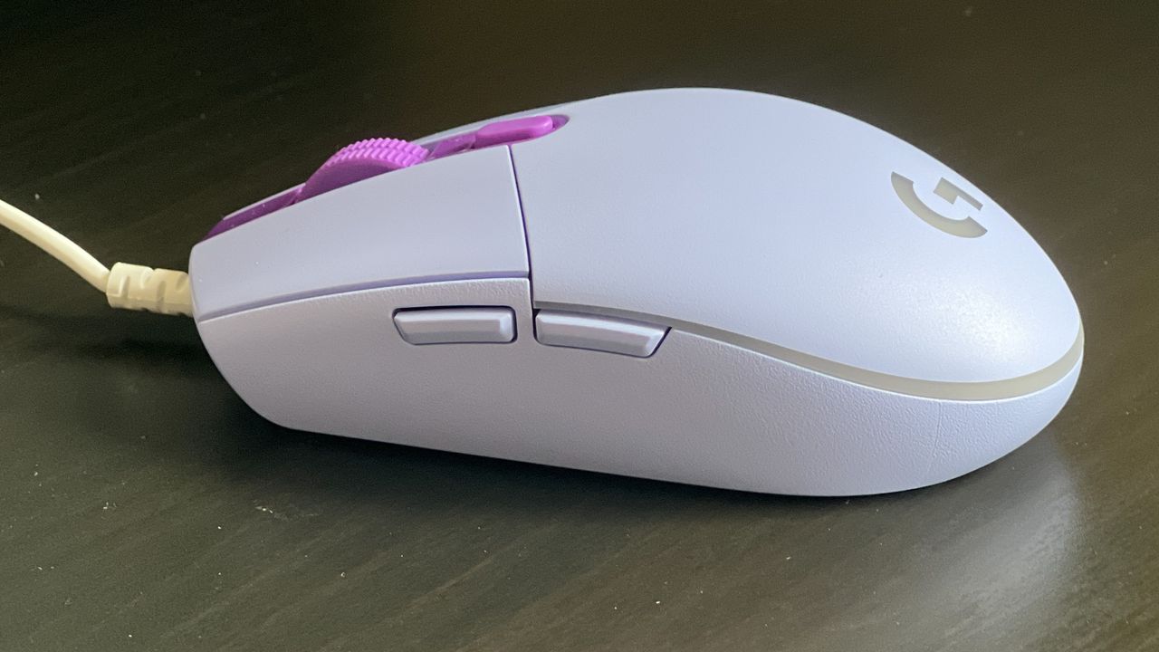 Logitech G203 Lightsync side