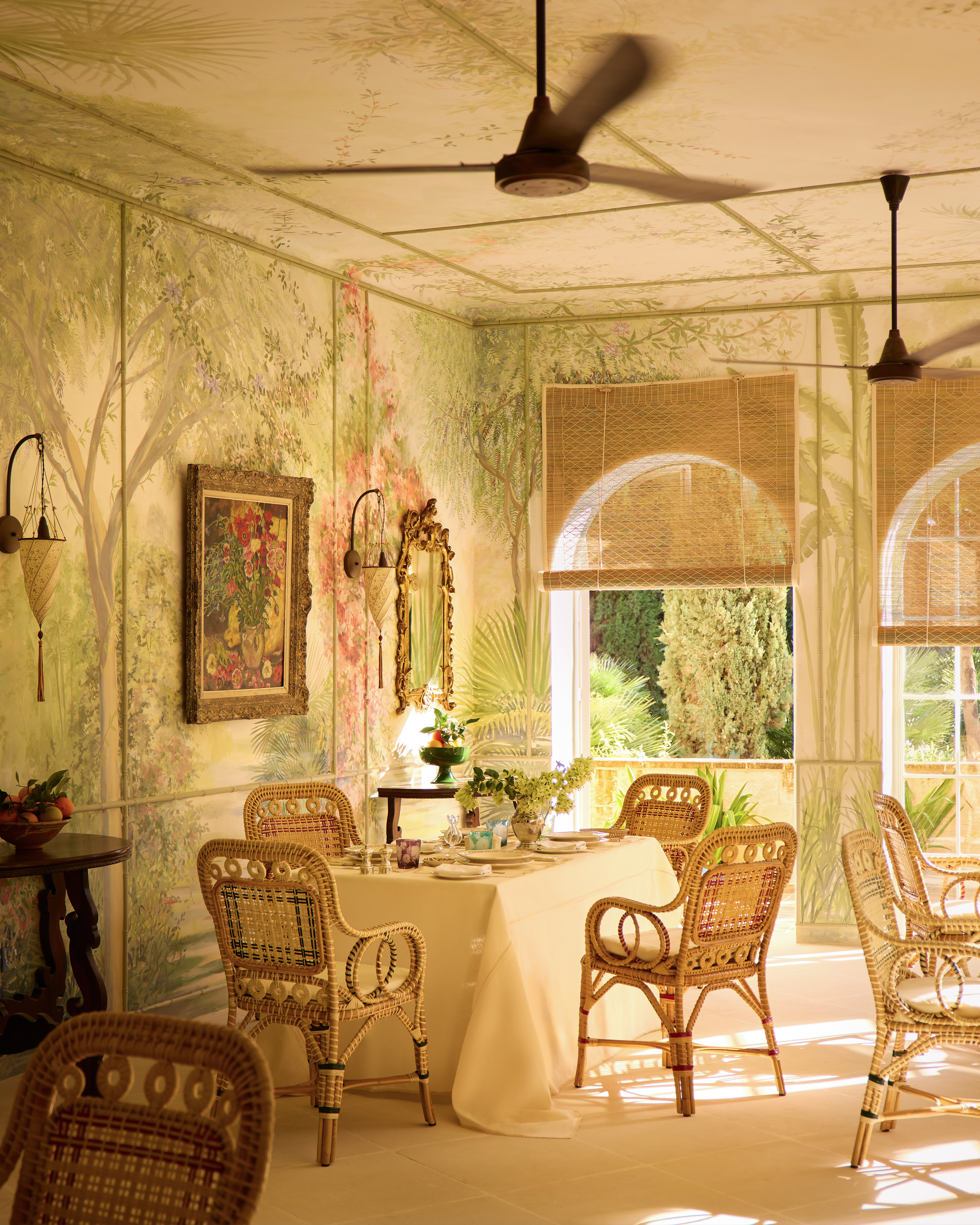 Dining room in Casa Bonavita hotel, Malta