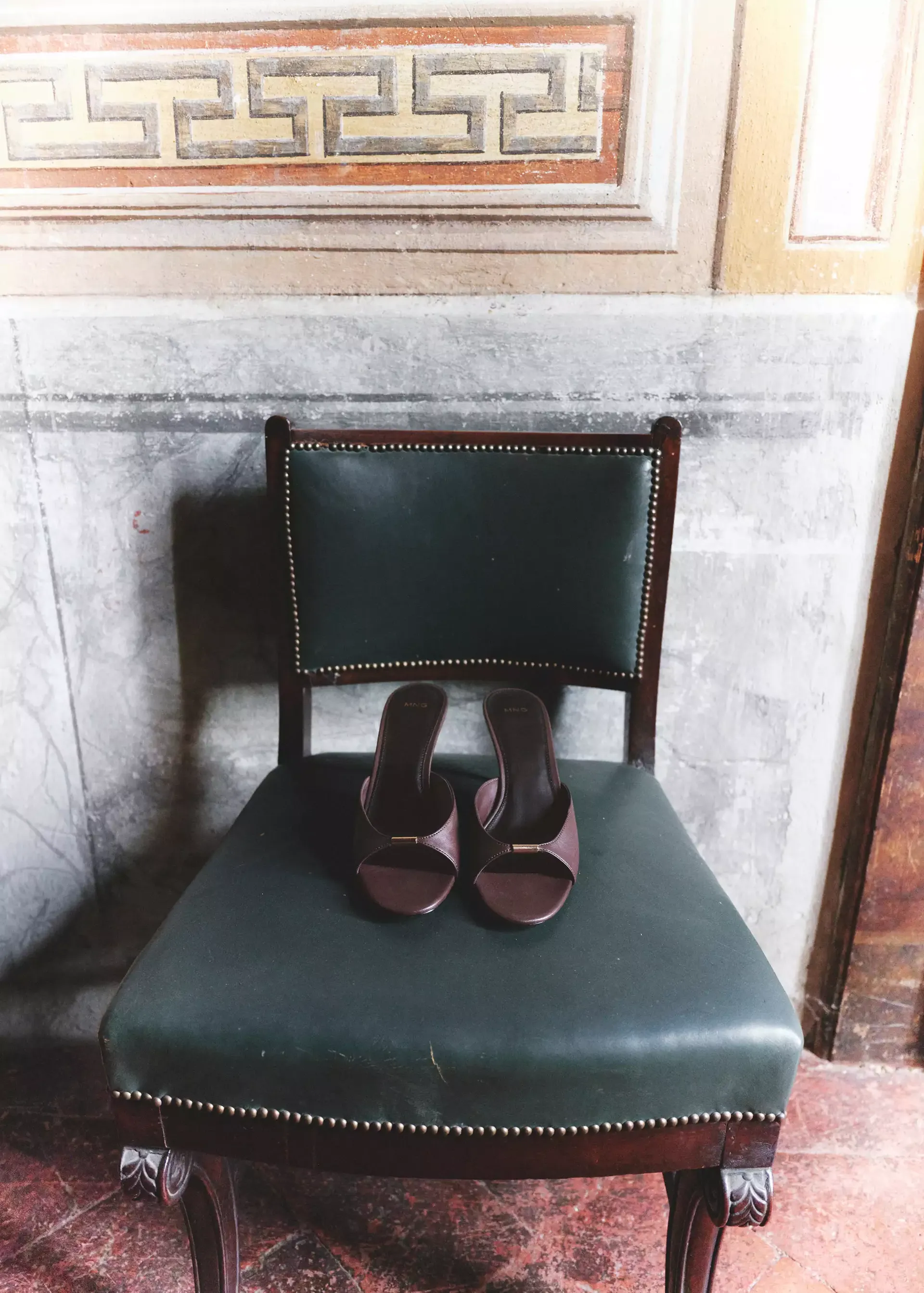 Heeled Sandals With Metallic Detail - Women | Mango United Kingdom