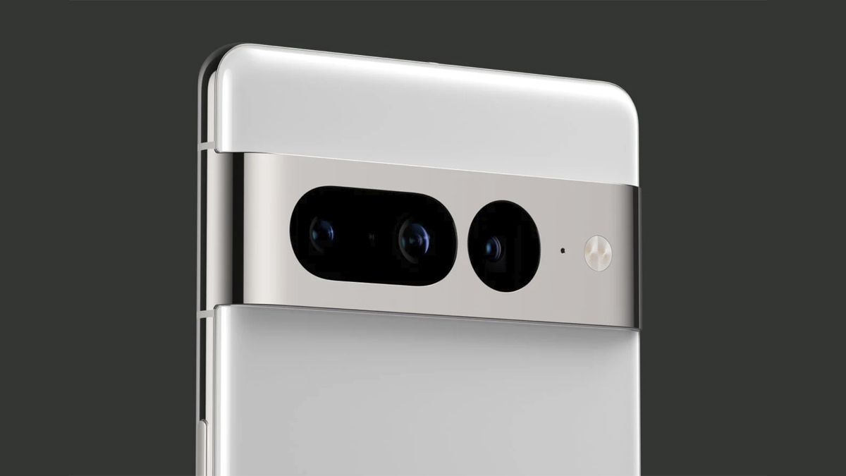 Google Pixel 8 Pro spotted in the wild - what exciting new things