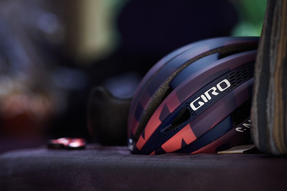 Canyon-SRAM new colours and design on the Giro helmet