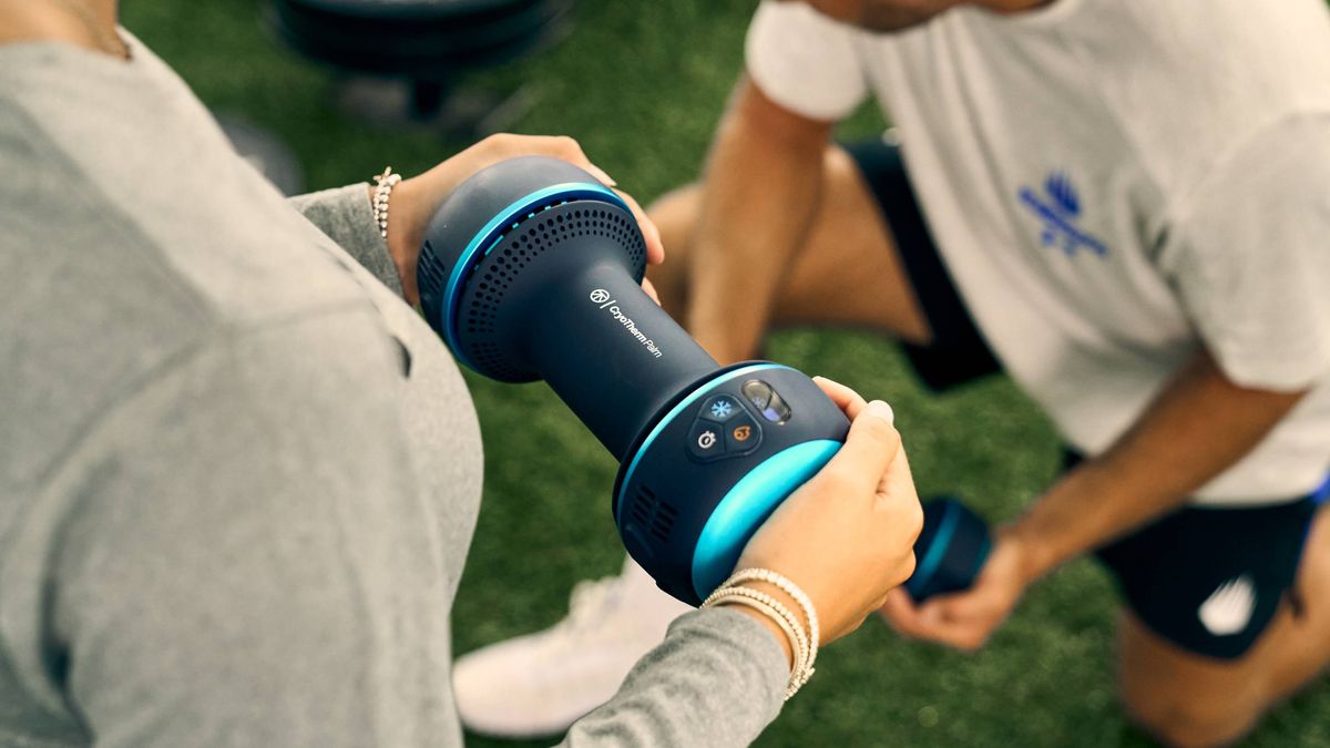 "Players using CryoTherm Palm felt 60% cooler, held 2.45% higher speeds and preserved sprint velocity 4.7% better" — I asked Therabody's Chief Science Officer how England's World Cup squad is using a new cooling device to combat heat and boost performance