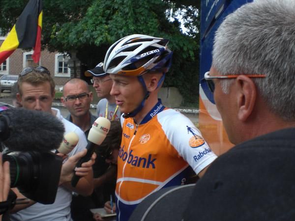 Robert Gesink (Rabobank) will race with a broken bone