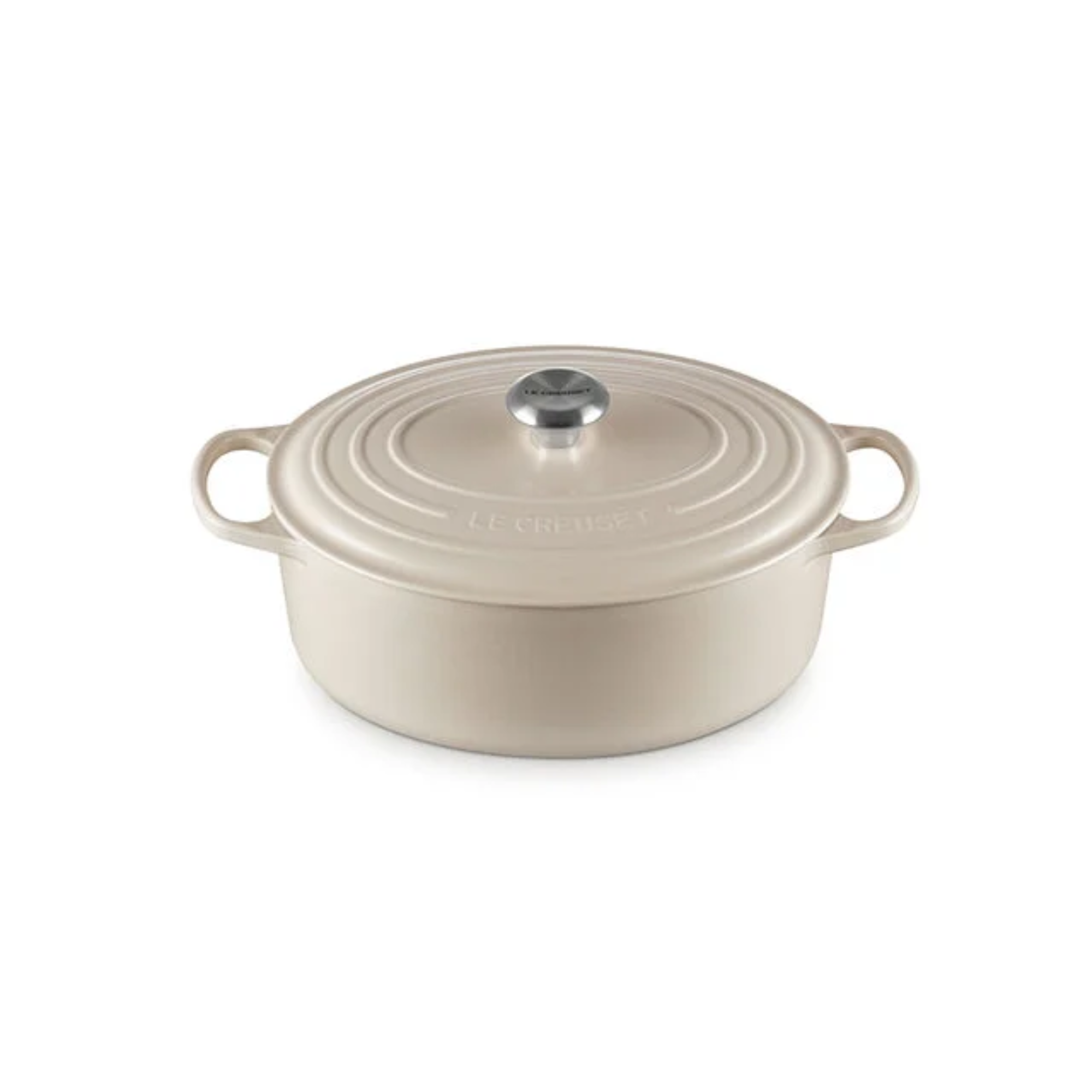 a dutch oven in off white