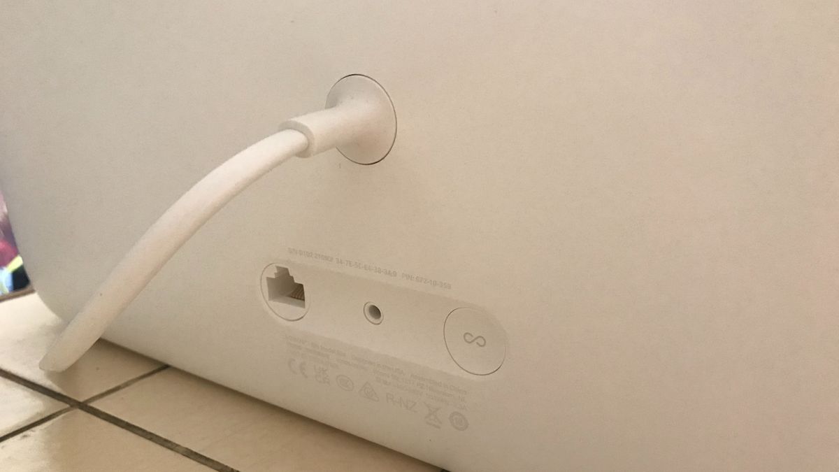 Sonos Five rear ports, detail