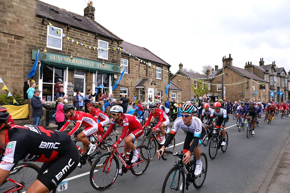 The peloton in action during stage 2 at Tour de Yorkshire