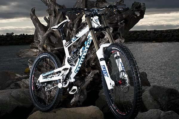 The Atherton team bike Sven Martin