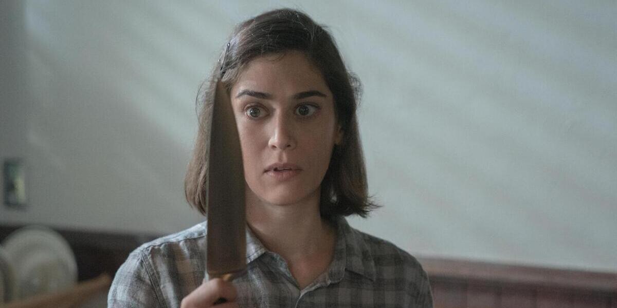 castle rock season 2 lizzy caplan misery hulu