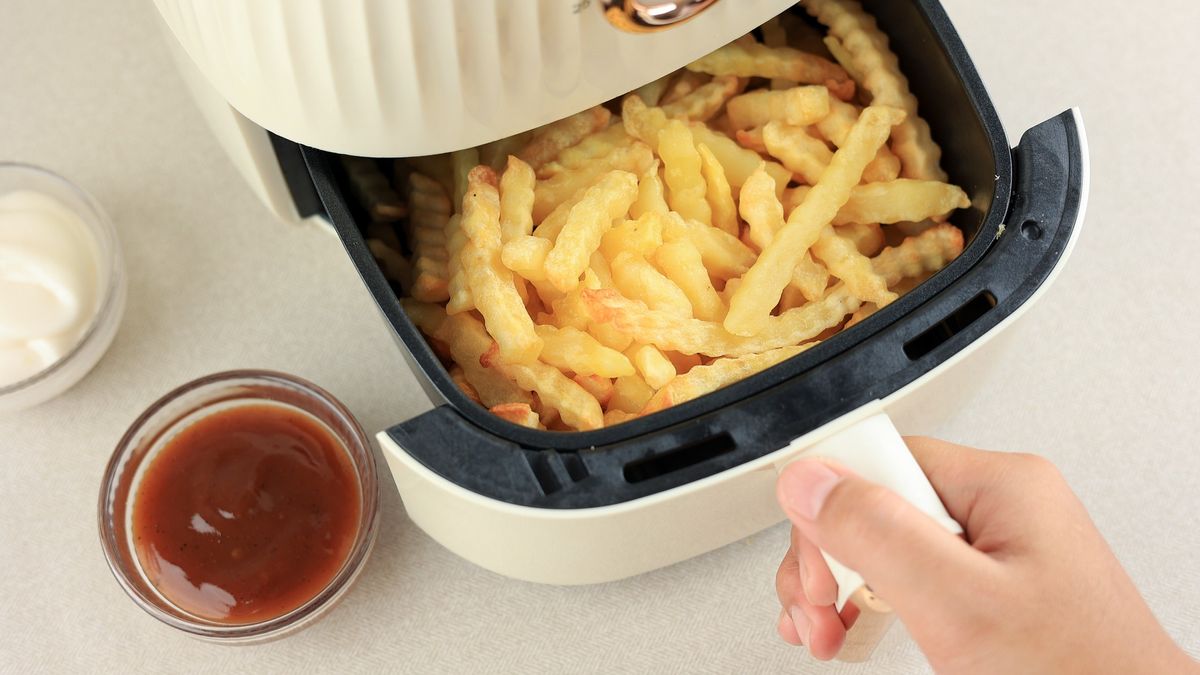 Are you making these 6 common mistakes when using your air fryer?